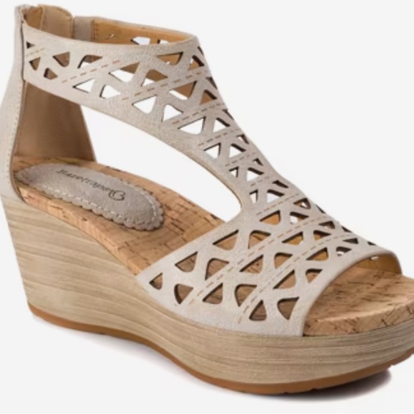 BareTraps Light Gold Cutout Wedges - Picture 2 of 8
